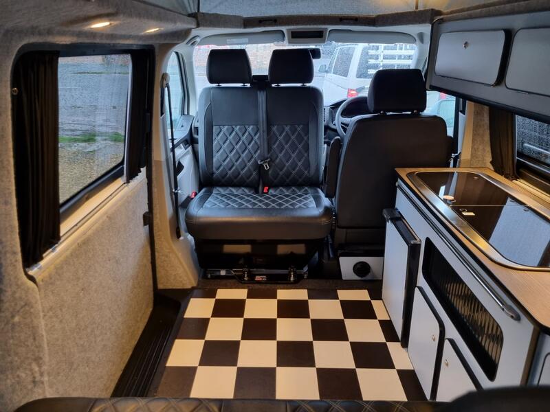 VOLKSWAGEN CAMPERVAN