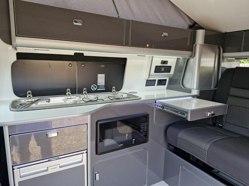 VOLKSWAGEN CAMPERVAN