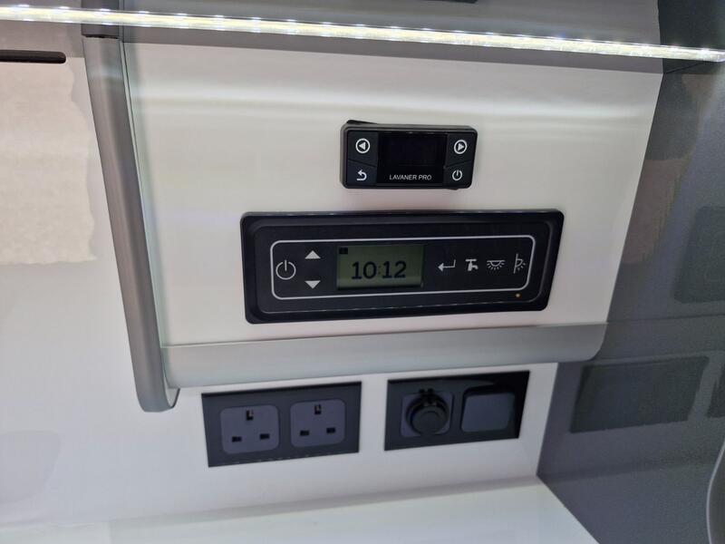 VOLKSWAGEN CAMPERVAN
