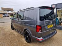 VOLKSWAGEN TRANSPORTER KOMBI
