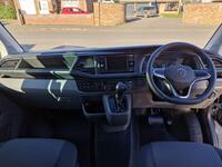 VOLKSWAGEN TRANSPORTER KOMBI