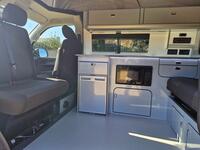 VOLKSWAGEN CAMPERVAN