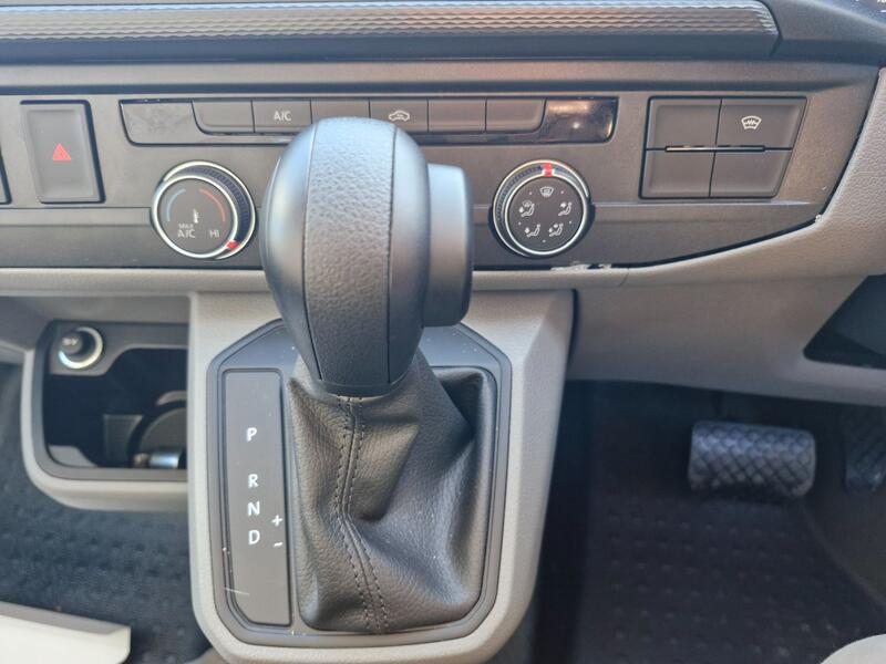 VOLKSWAGEN CAMPERVAN