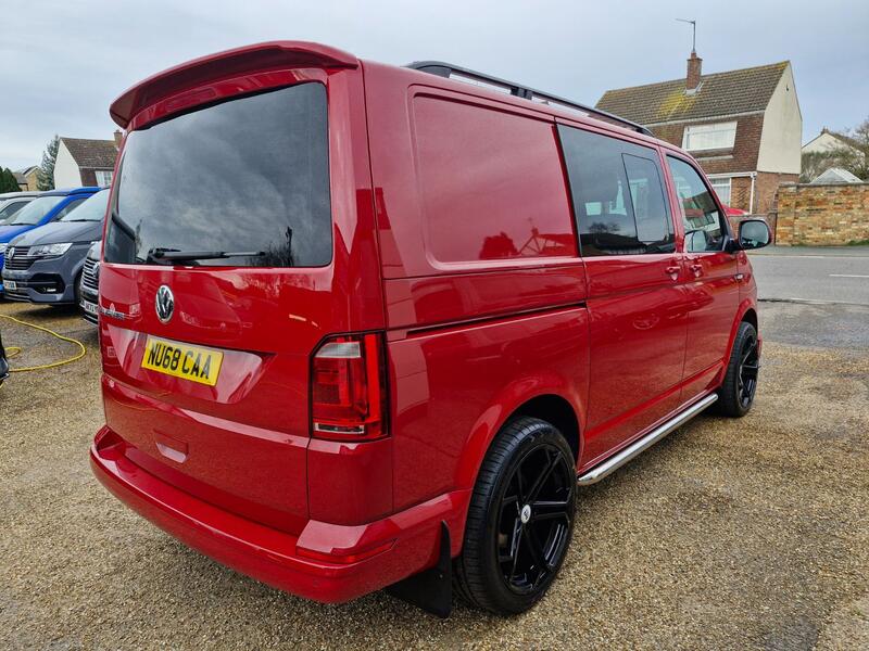 VOLKSWAGEN TRANSPORTER