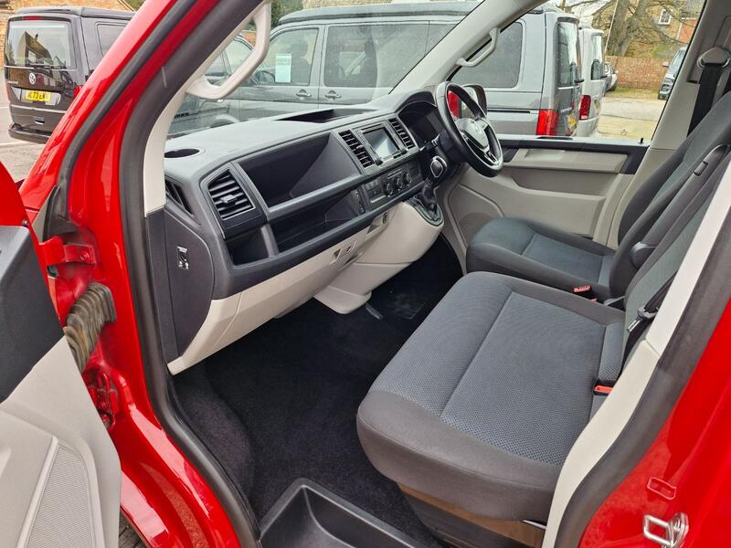 VOLKSWAGEN TRANSPORTER