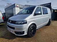 VOLKSWAGEN TRANSPORTER KOMBI