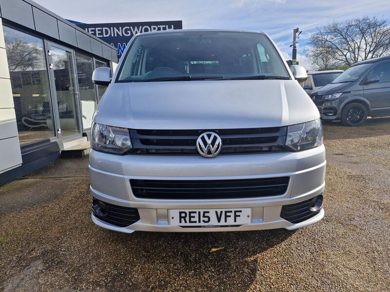 VOLKSWAGEN TRANSPORTER KOMBI