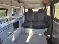VOLKSWAGEN CAMPERVAN