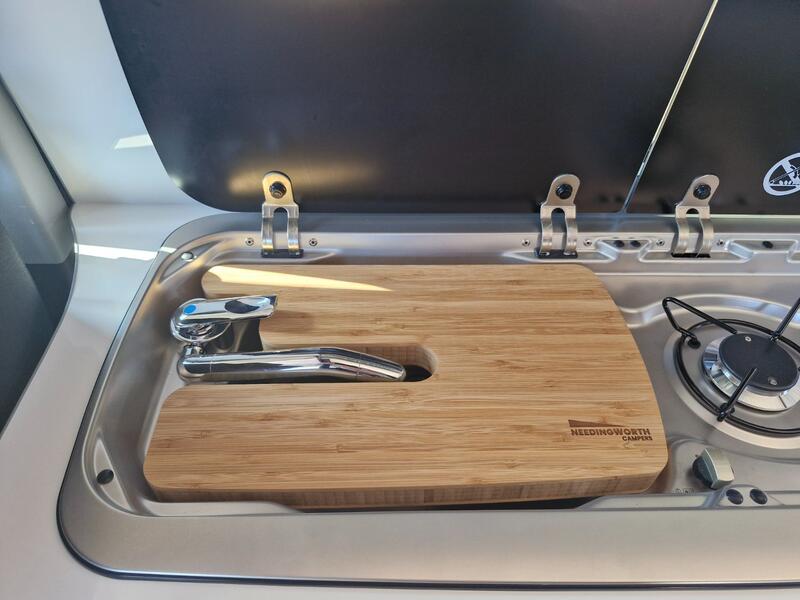 VOLKSWAGEN CAMPERVAN