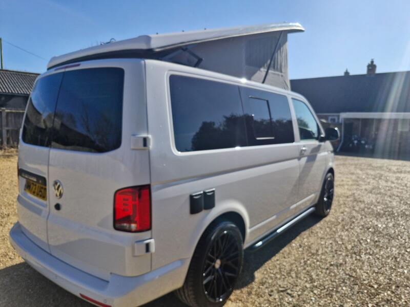 VOLKSWAGEN CAMPERVAN