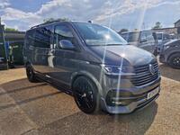 VOLKSWAGEN TRANSPORTER KOMBI