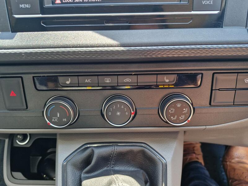 VOLKSWAGEN CAMPERVAN