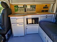 VOLKSWAGEN CAMPERVAN