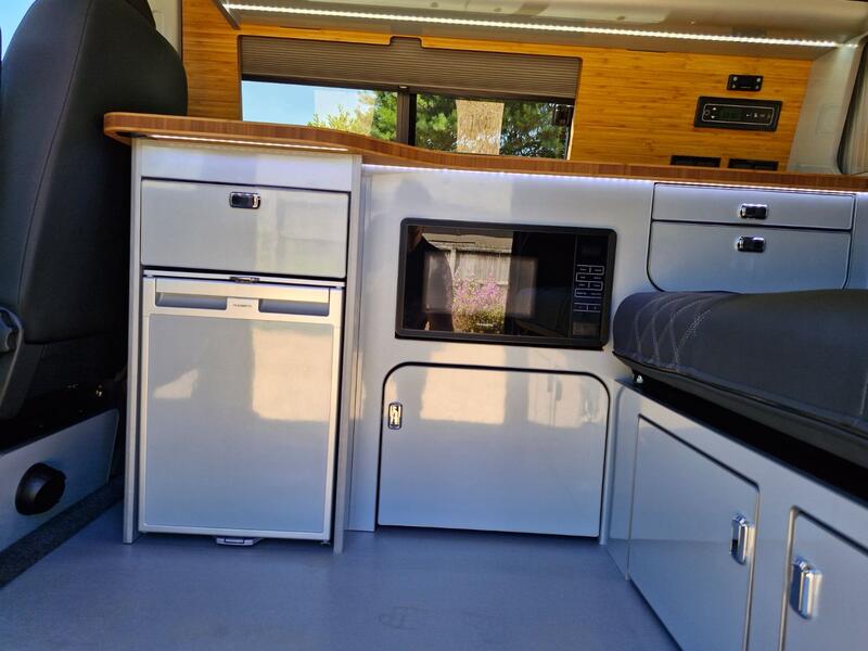 VOLKSWAGEN CAMPERVAN