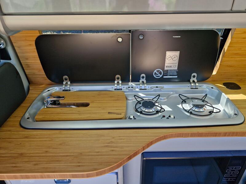 VOLKSWAGEN CAMPERVAN