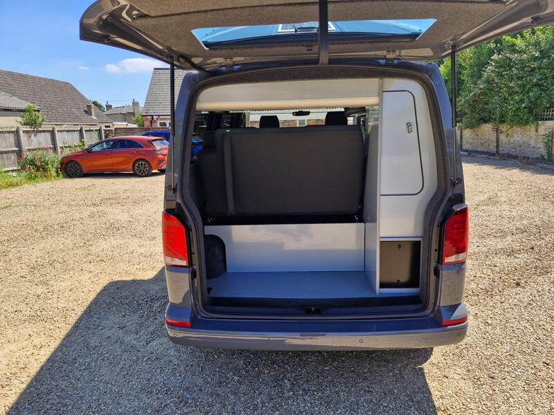 VOLKSWAGEN CAMPERVAN