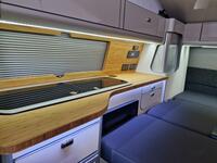 VOLKSWAGEN CAMPERVAN