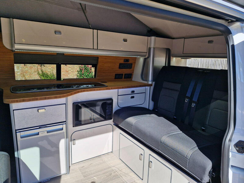 VOLKSWAGEN CAMPERVAN
