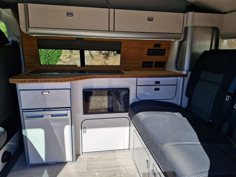 VOLKSWAGEN CAMPERVAN