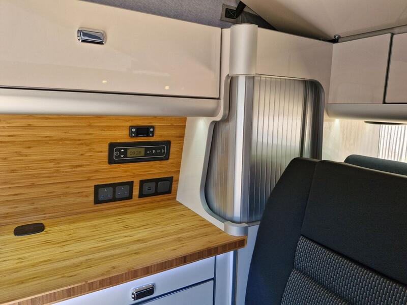 VOLKSWAGEN CAMPERVAN