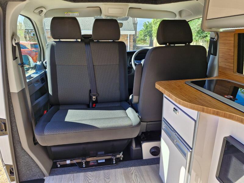 VOLKSWAGEN CAMPERVAN