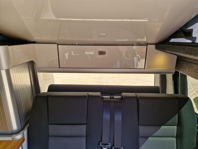 VOLKSWAGEN CAMPERVAN