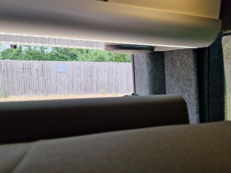 VOLKSWAGEN CAMPERVAN