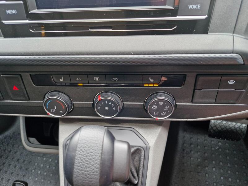 VOLKSWAGEN CAMPERVAN