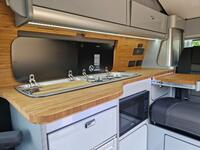 VOLKSWAGEN CAMPERVAN