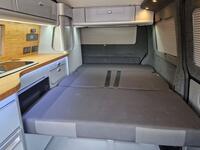 VOLKSWAGEN CAMPERVAN