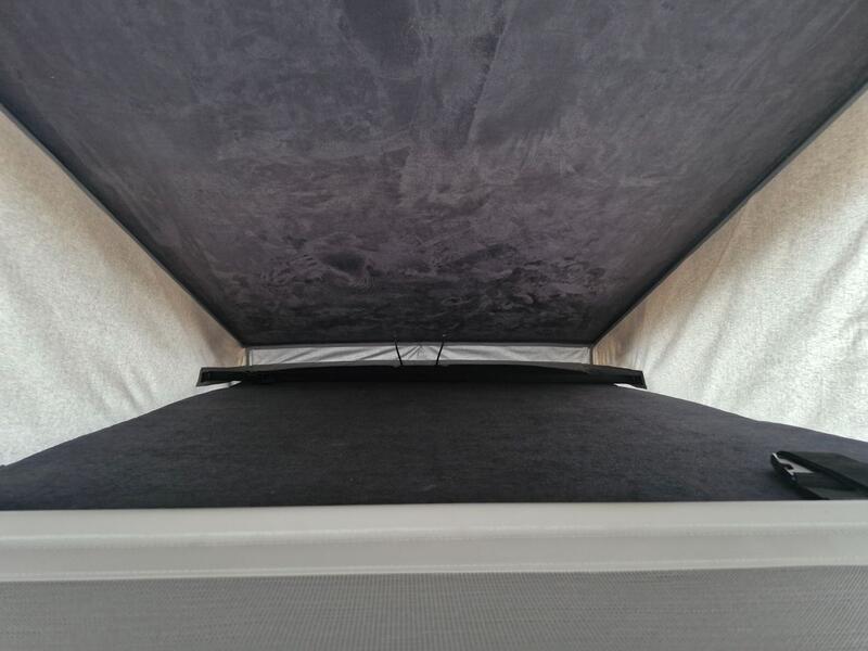 VOLKSWAGEN CAMPERVAN