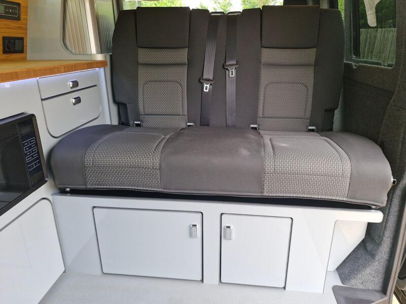 VOLKSWAGEN CAMPERVAN