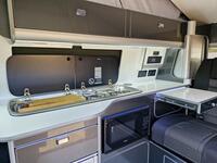 VOLKSWAGEN CAMPERVAN