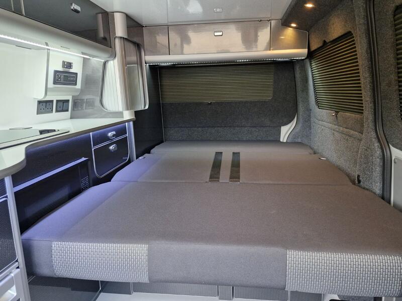 VOLKSWAGEN CAMPERVAN