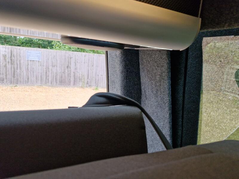 VOLKSWAGEN CAMPERVAN