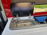 VOLKSWAGEN CAMPERVAN