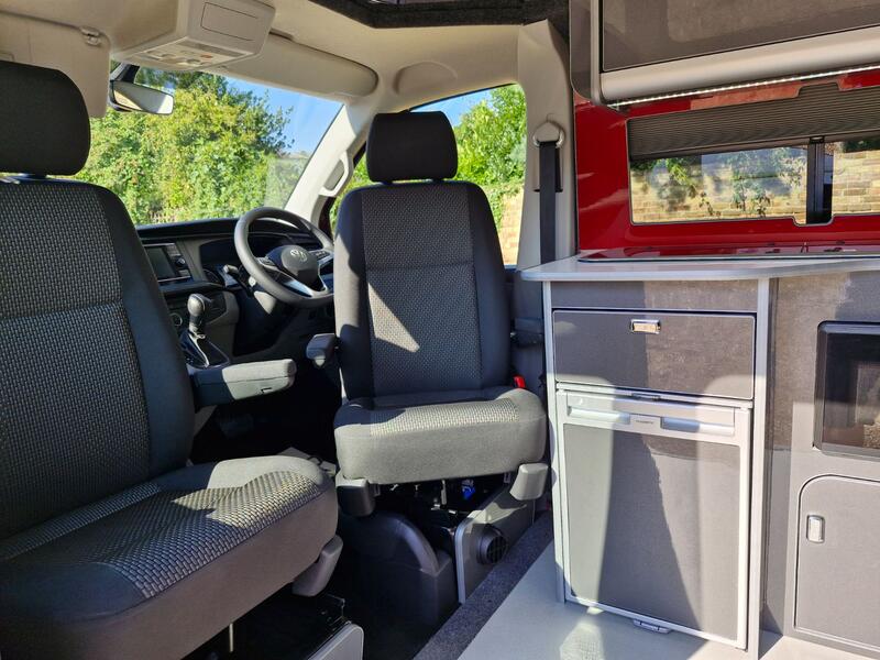 VOLKSWAGEN CAMPERVAN