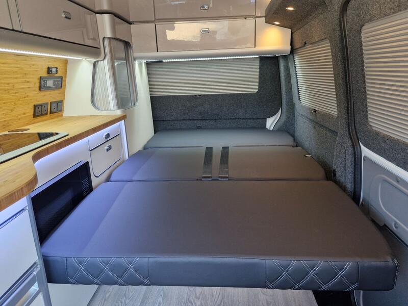 VOLKSWAGEN CAMPERVAN