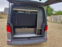 VOLKSWAGEN CAMPERVAN