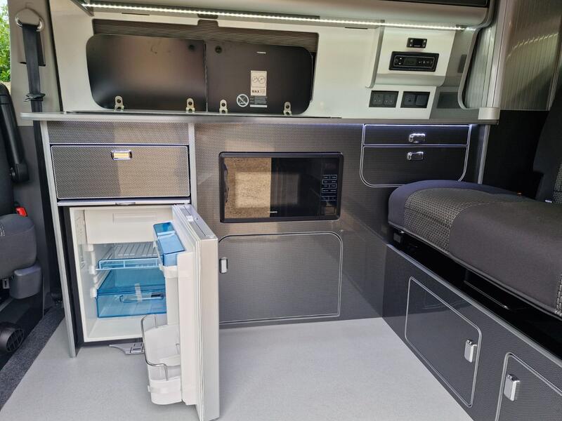 VOLKSWAGEN CAMPERVAN