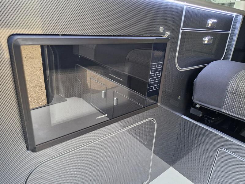 VOLKSWAGEN CAMPERVAN