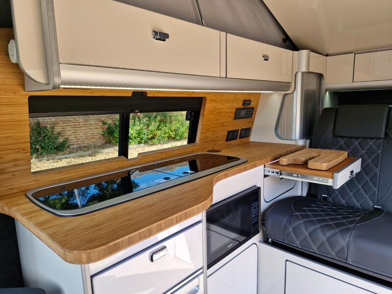 VOLKSWAGEN CAMPERVAN