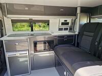 VOLKSWAGEN CAMPERVAN