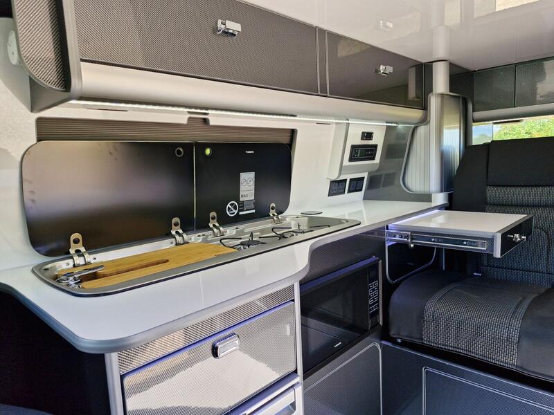 VOLKSWAGEN CAMPERVAN