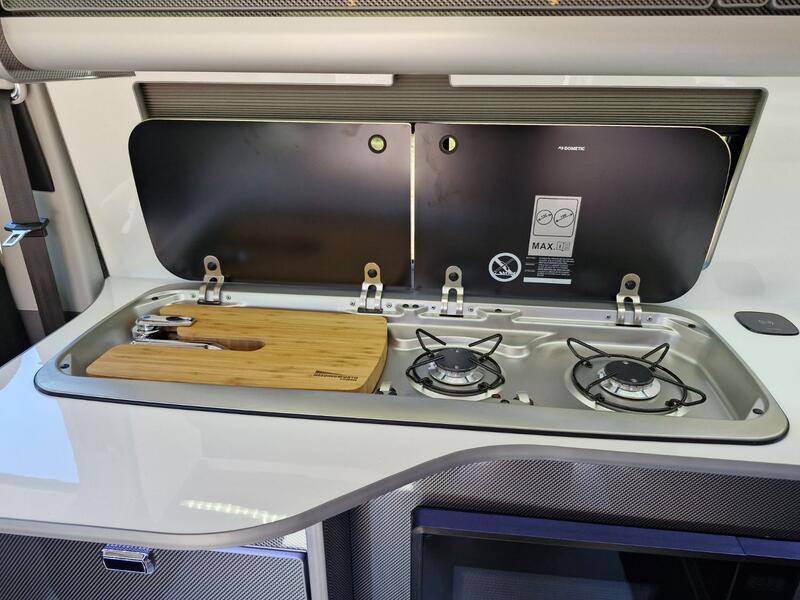 VOLKSWAGEN CAMPERVAN