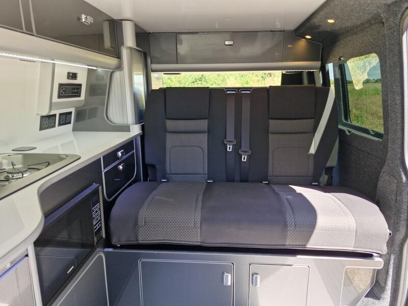 VOLKSWAGEN CAMPERVAN