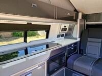 VOLKSWAGEN CAMPERVAN