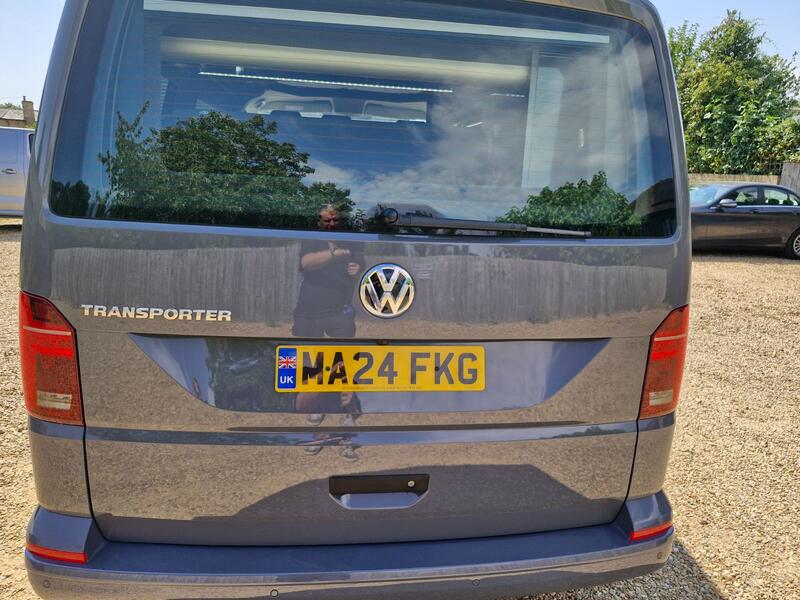 VOLKSWAGEN CAMPERVAN