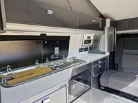 VOLKSWAGEN CAMPERVAN