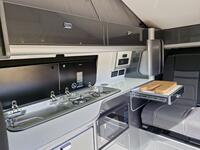 VOLKSWAGEN CAMPERVAN